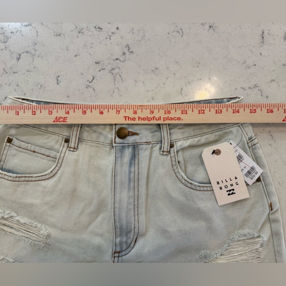 BILLABONG How About That Indigo Womens Denim Shorts Light Blast Size 30 NWT - Picture 5 of 12